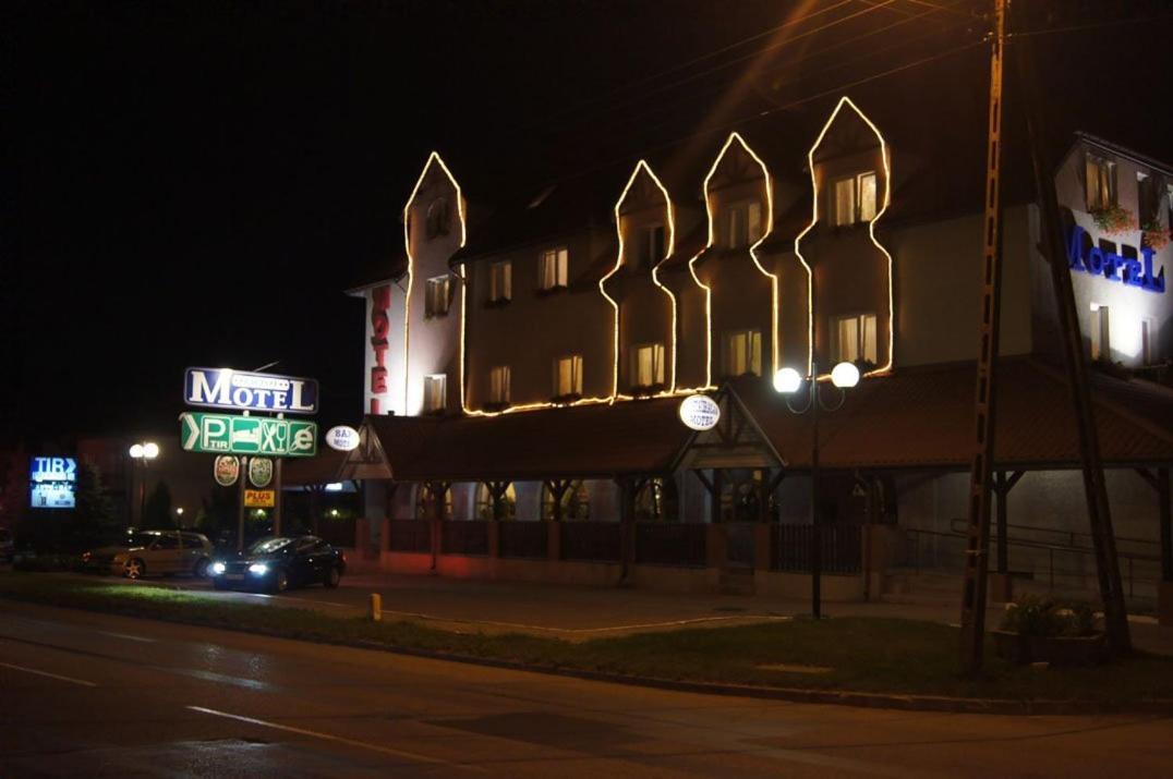 Motel Zacisze Łomża Εξωτερικό φωτογραφία
